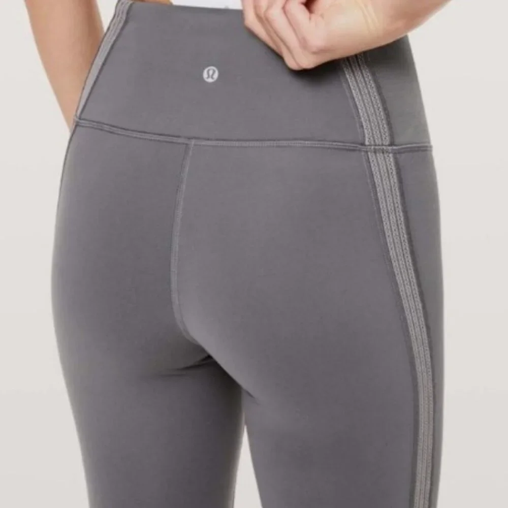 Lululemon Power Lines High Rise 28